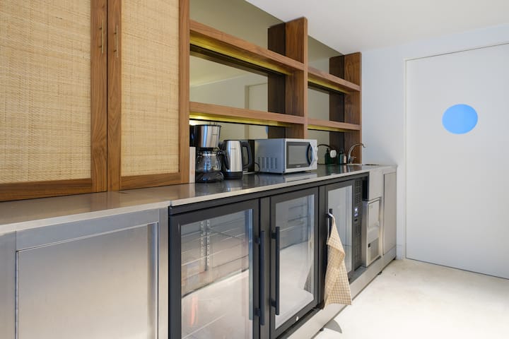 Private 7br Guesthouse | Pool Access - Porto