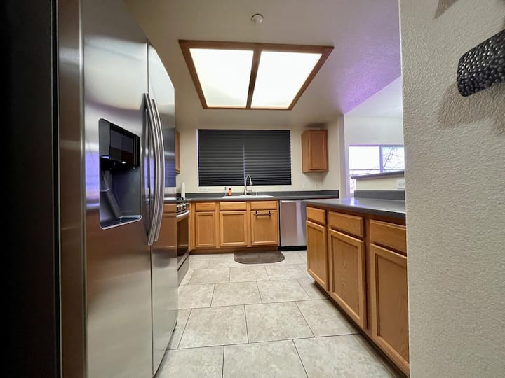 Lianas Place - Henderson, NV