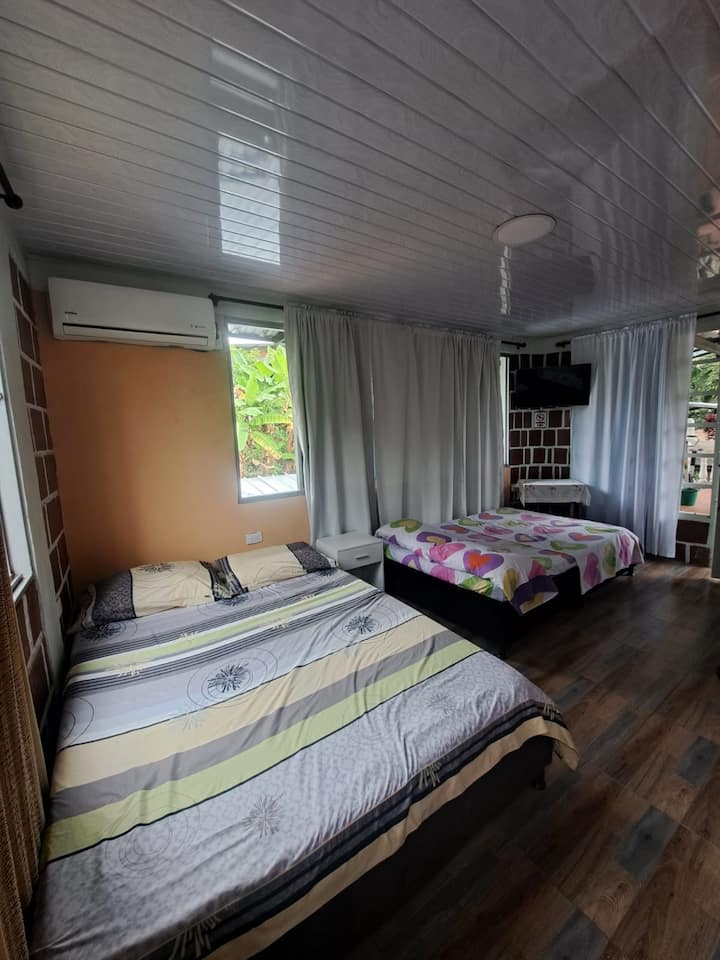 Hostal Casa Juncal - Cabaña 3 - Palermo, Colombia