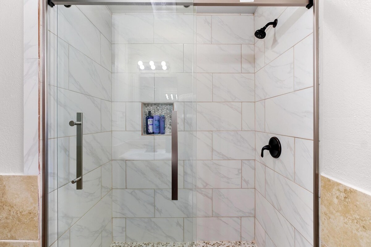 Cozy Austin Retreat | 2BR Near Downtown & UT