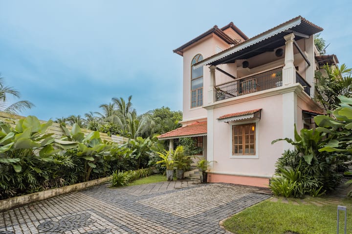 ELIVAAS Orion VK · Retreat W/ Pvt Pool & Terrace; Near Restaurants