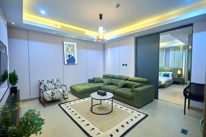 Luxury Pool/1b Flat/gym/rooftop/ East Legon - 가나