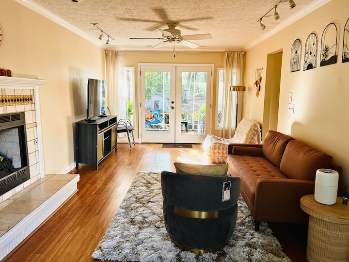 Nature’s Paradise Cottage Home - Monthly Rental - Brookhaven, GA