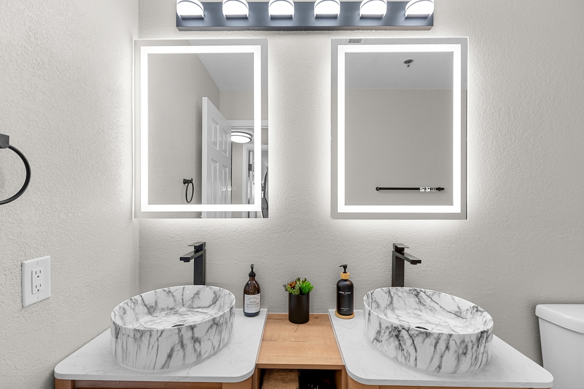 Modern Vegas Condo