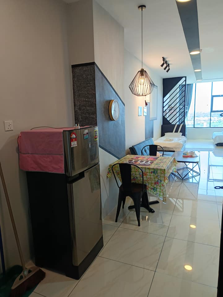 Modern Home Surrounded With Many Amenities - Kota Kinabalu