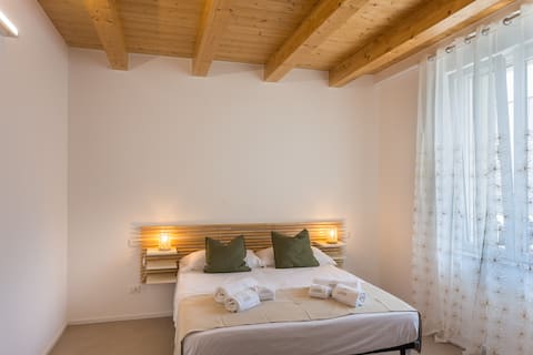 Residence 2 - entire accommodation with private garden