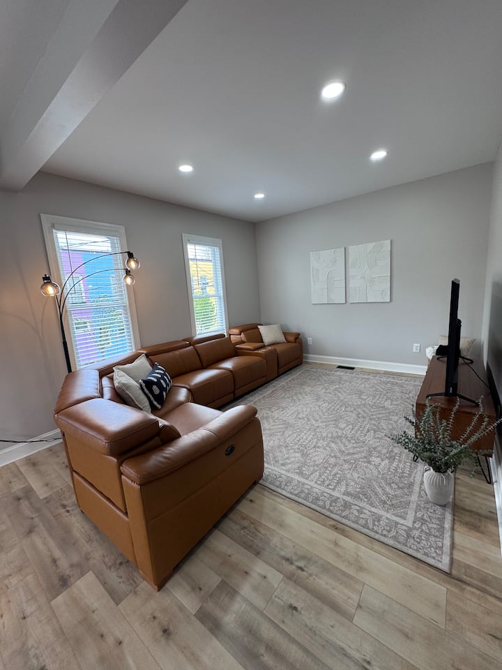 Retreat On Bridge Street - 3 Br, 2 Bath, 2nd Floor - Lake Winola, PA