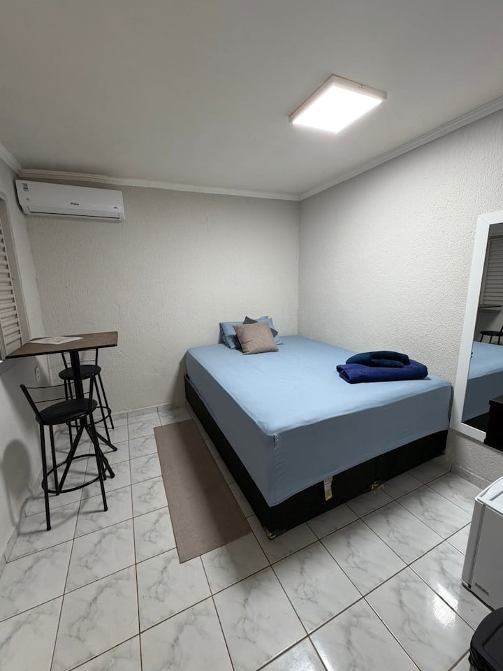 Suite No Centro C/ Cama Queen E Ar Condicionado! - Lins
