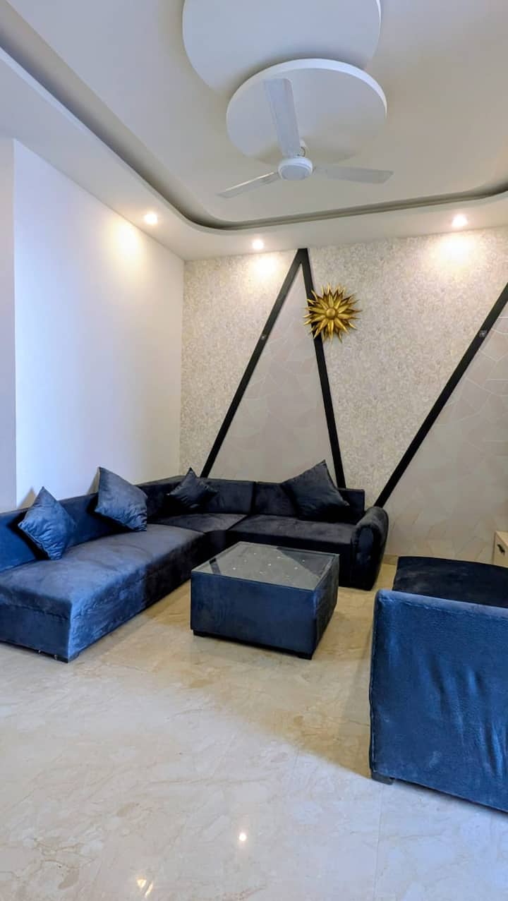 3bhk | Ground Floor | Family Stay | Sector 66 - Sahibzada Ajit Singh Nagar