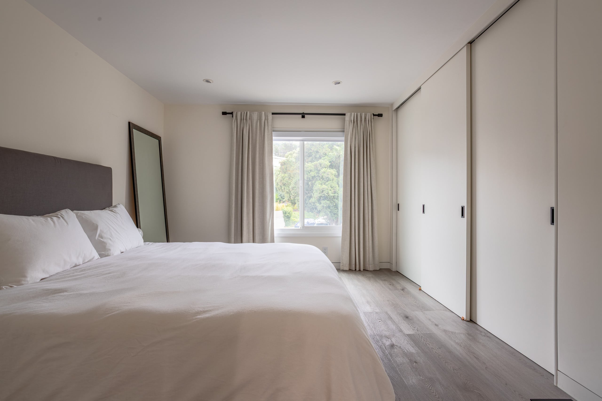 Home in San Francisco · ★4.97 · 2 bedrooms · 2 beds · 2 baths - Image 21