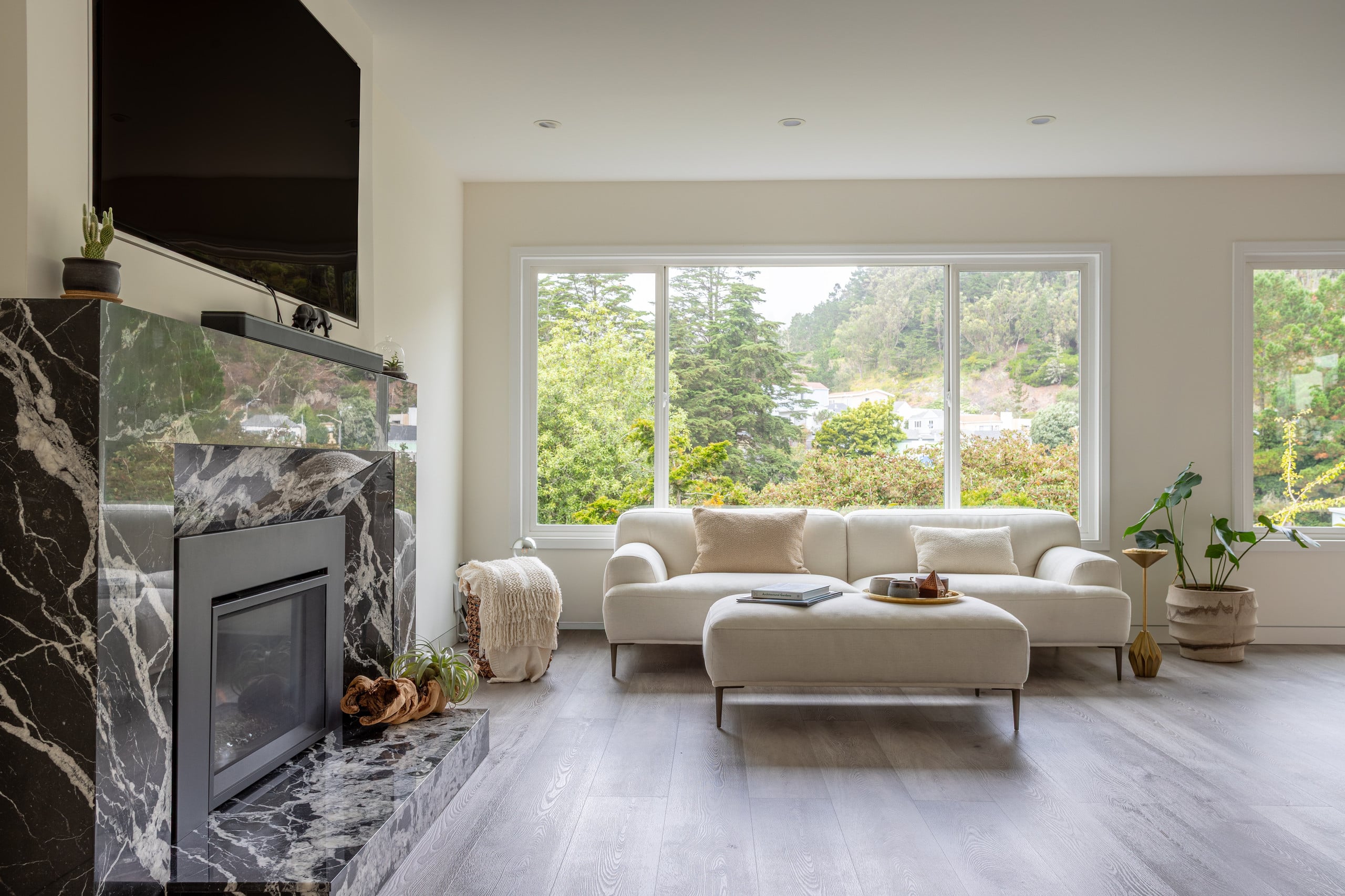 Home in San Francisco · ★4.97 · 2 bedrooms · 2 beds · 2 baths - Image 1
