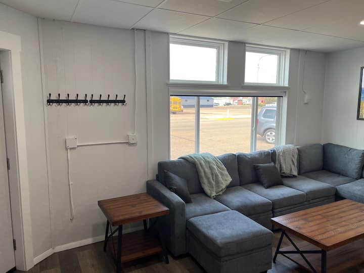 Mott Basecamp - Unit 1

Two Bedroom On Main St - North Dakota