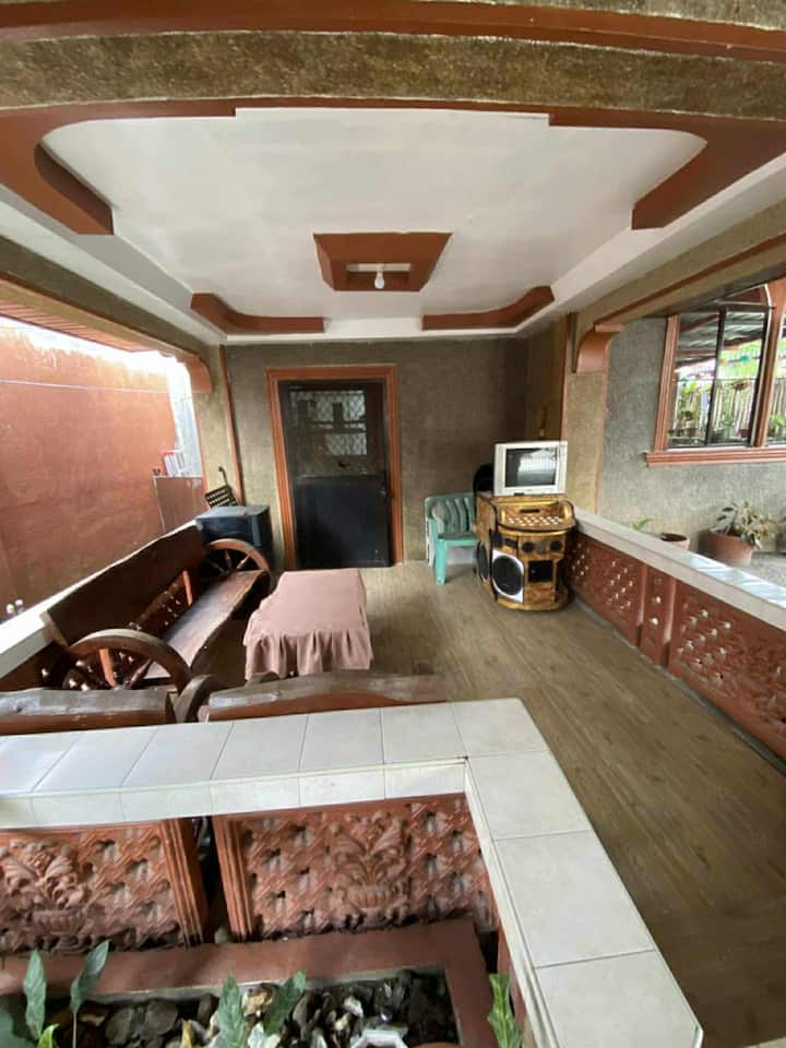 Affordable House With Air-conditioned Rooms - San Leonardo