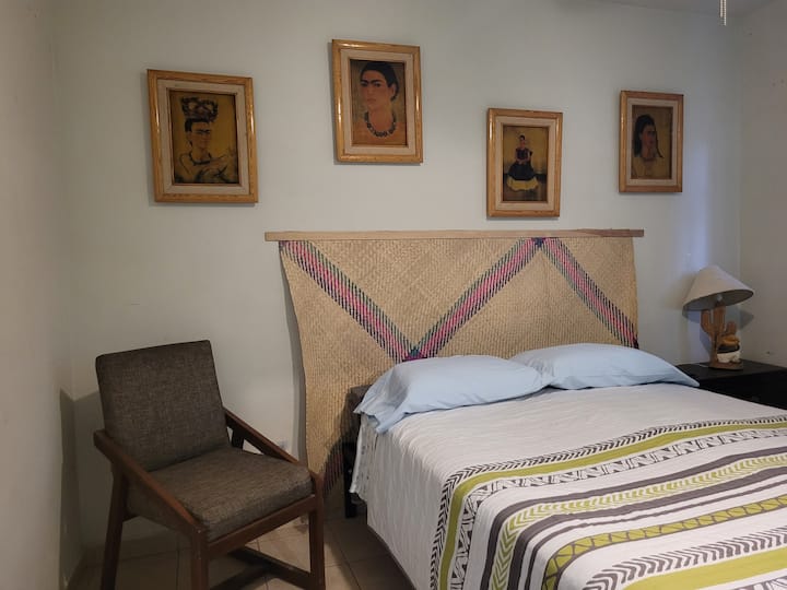 Dhomë gjumi 2