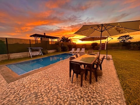 Oceanfront Country House - Heated Pool