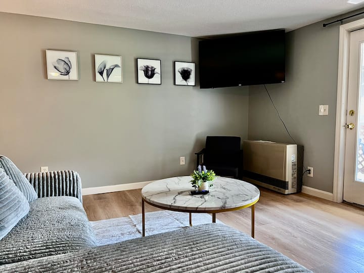 Breathtaking Riverview Condo W/ Private Balcony: B - Hanover, NH