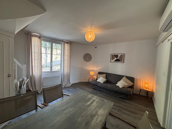 Petite Maison Avec Jardin à 2 Pas Des Remparts - ibis budget Angoulême Centre