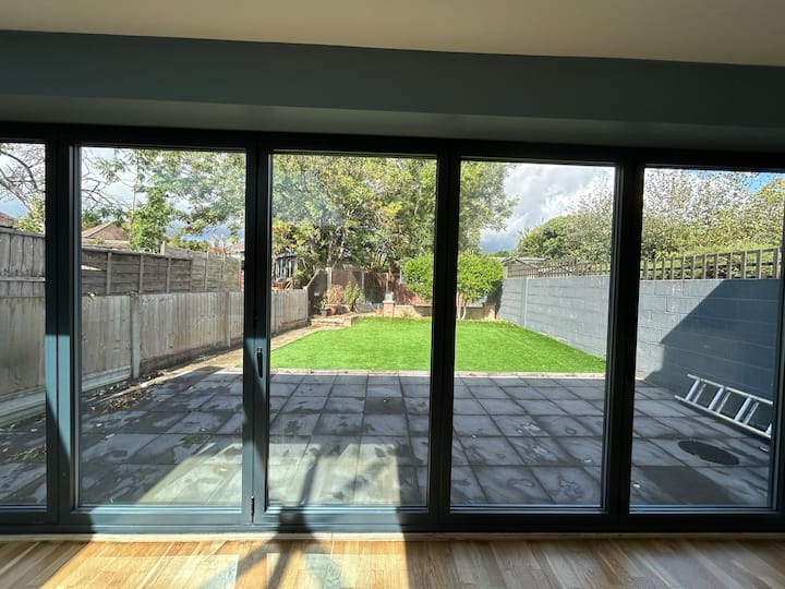 Stunning Property Located In London - ライスリップ