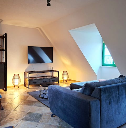 Successful Airbnb property: Gatehouse apartment in Lehnsgut in Sachsen