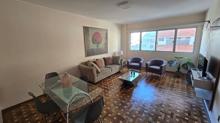 Hermoso Apartamento En Barrio Cordón. - Montevideo