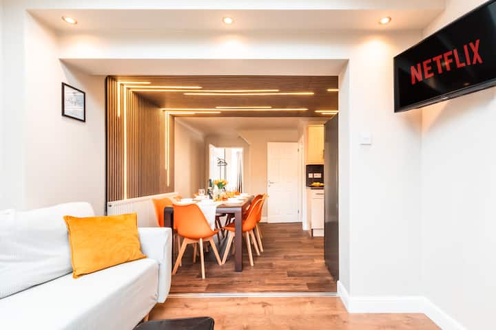 Hot Tube• 3xparking•5br•family&contractors•bedford - Bedford