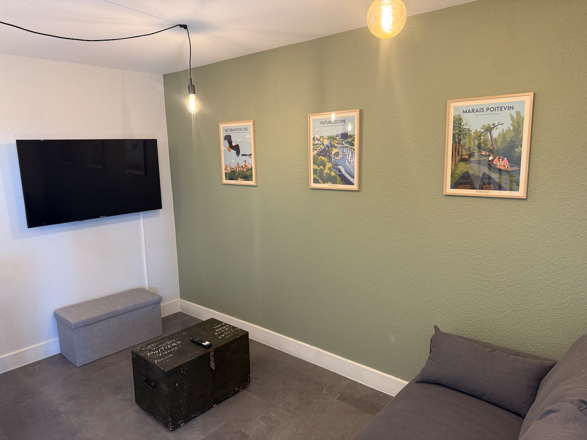 Airbnb performant: House with fenced garden • 6 pers • 6 min Futuroscope à Jaunay Marigny