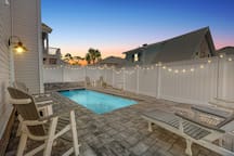 Coastal comfort with your own heated pool - NMB