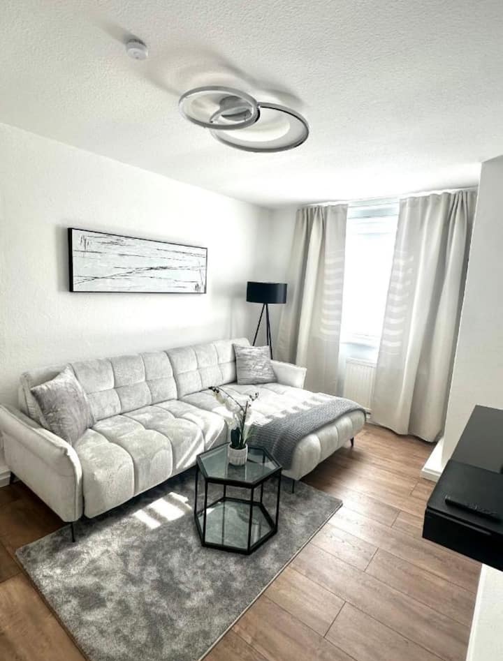 Apartment Mit 2 Schlafzimmern - Langenhagen