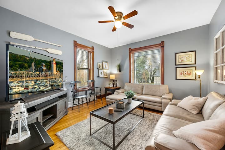 Home In Sturgeon Bay - Sturgeon Bay, WI