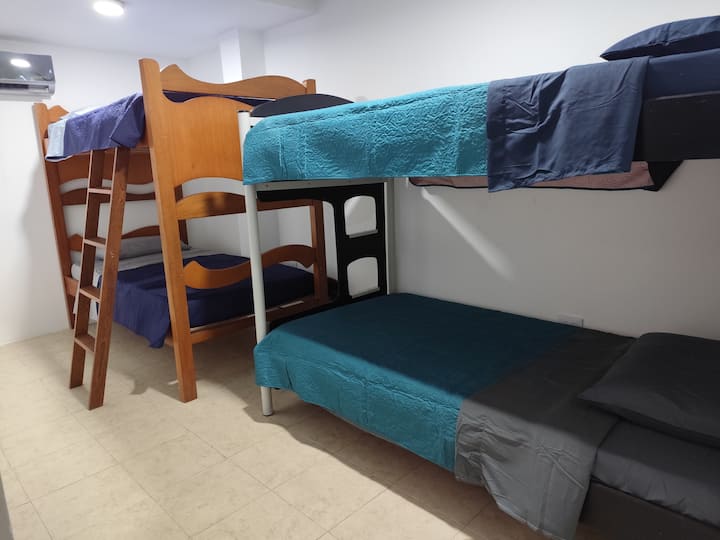 2 kreveta na kat za 4 gosta 