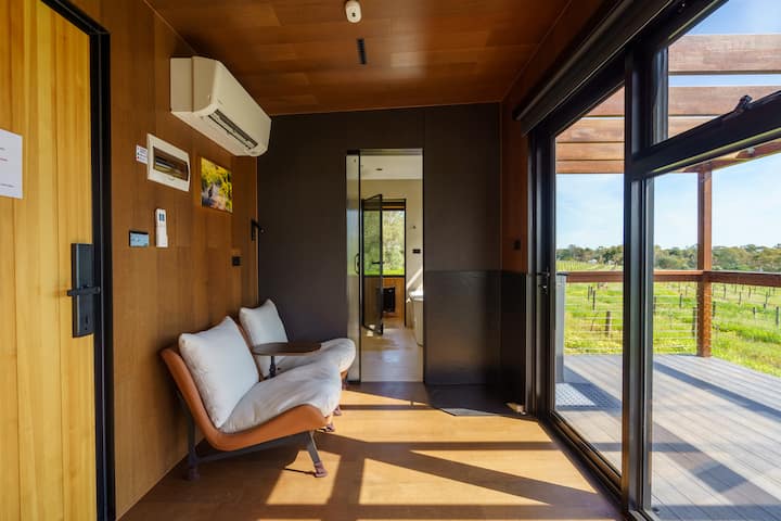 Autra Mataro • Sauna • Vineyard Views - South Australia