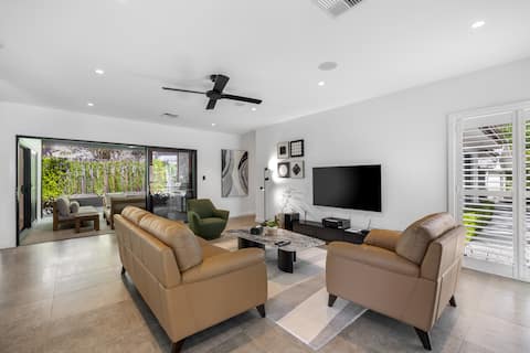Top Airbnb: Jacaranda Amber | The Vintage Golfside Luxe Villa in Pokolbin