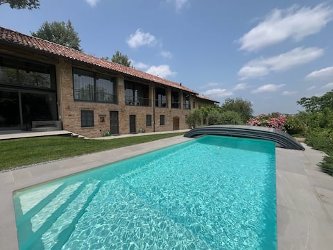 Cascina San Giovanni - Holiday Retreat near Alba