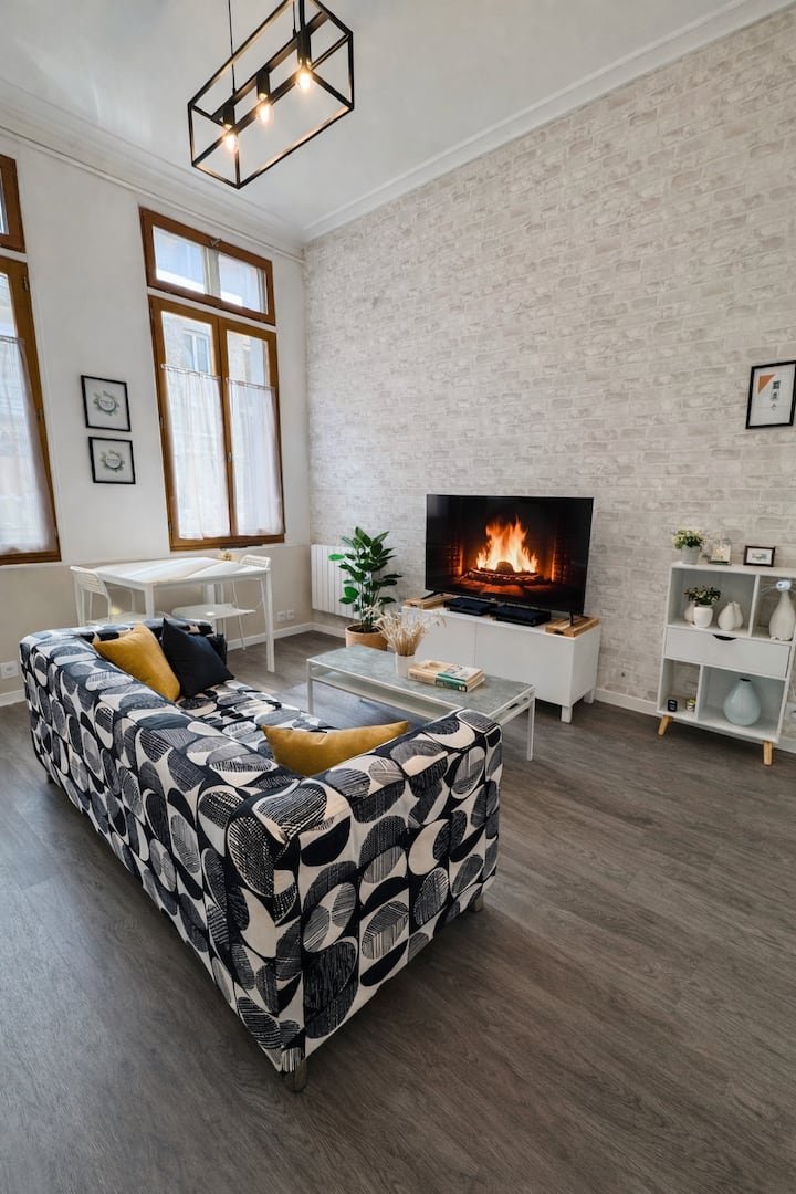 Appartement En Rdc Avec Parking Privé Sécurisé - Cleon