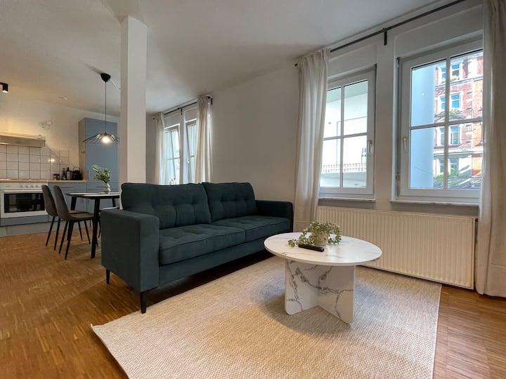 Zentrales Innenstadt Studio Mit Besonderem Flair - Stuttgart