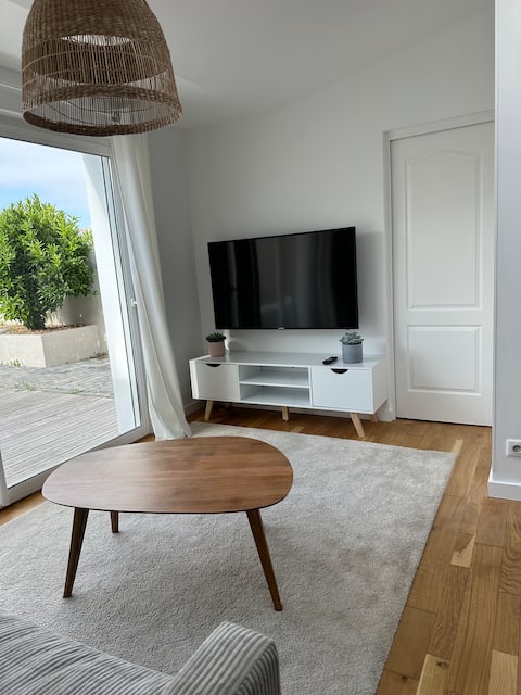 Popular Airbnb listing: Maisonette with quiet garden in the city center in Challans