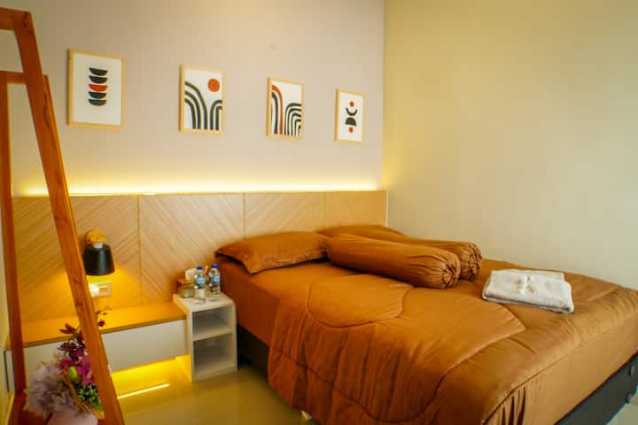 საძინებელი 4