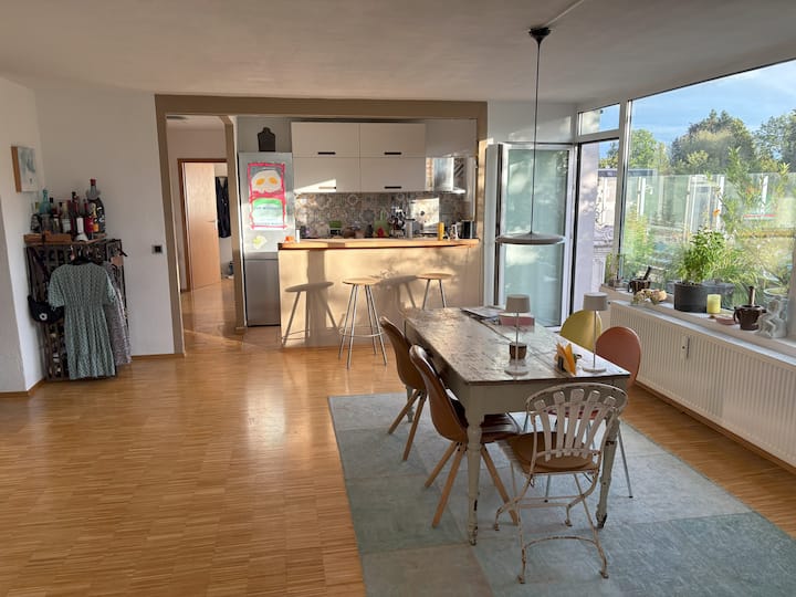Geräumige Und Zentral Gelegene Wiesn-wohnung. - Múnich