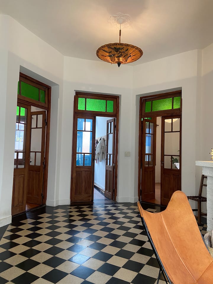 Casa em Pasaje com ateliê reformado em San Fernando