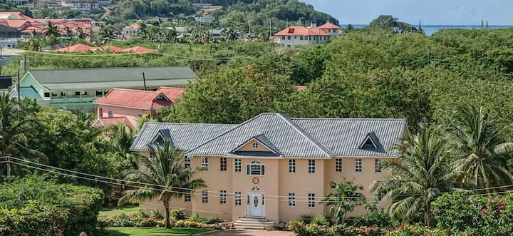 Eaton Hall - 7 Bedroom Villa Rodney Bay, St Lucia - Saint Lucia
