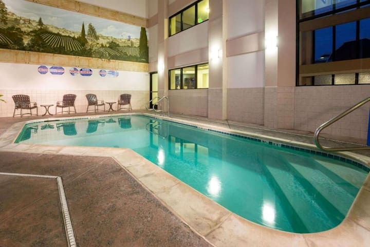 2 Queen Studio | Hawthorn Napa | Wine Xp Nearby - Napa