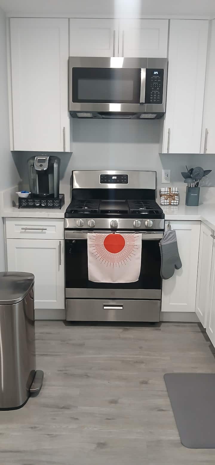 Cozy New Studio Near Lax And La Freeways - South Gate, CA