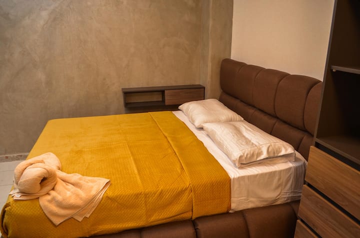 საძინებელი 1