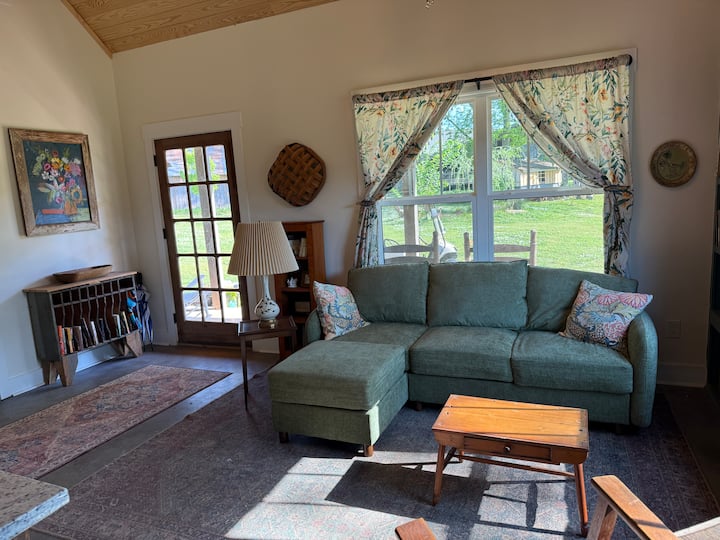 Tippecanoe Cottage At Nevermore Farm - High Falls State Park, Jackson