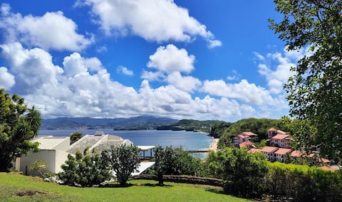 Pinquin Cottage - Amazing views & two beaches