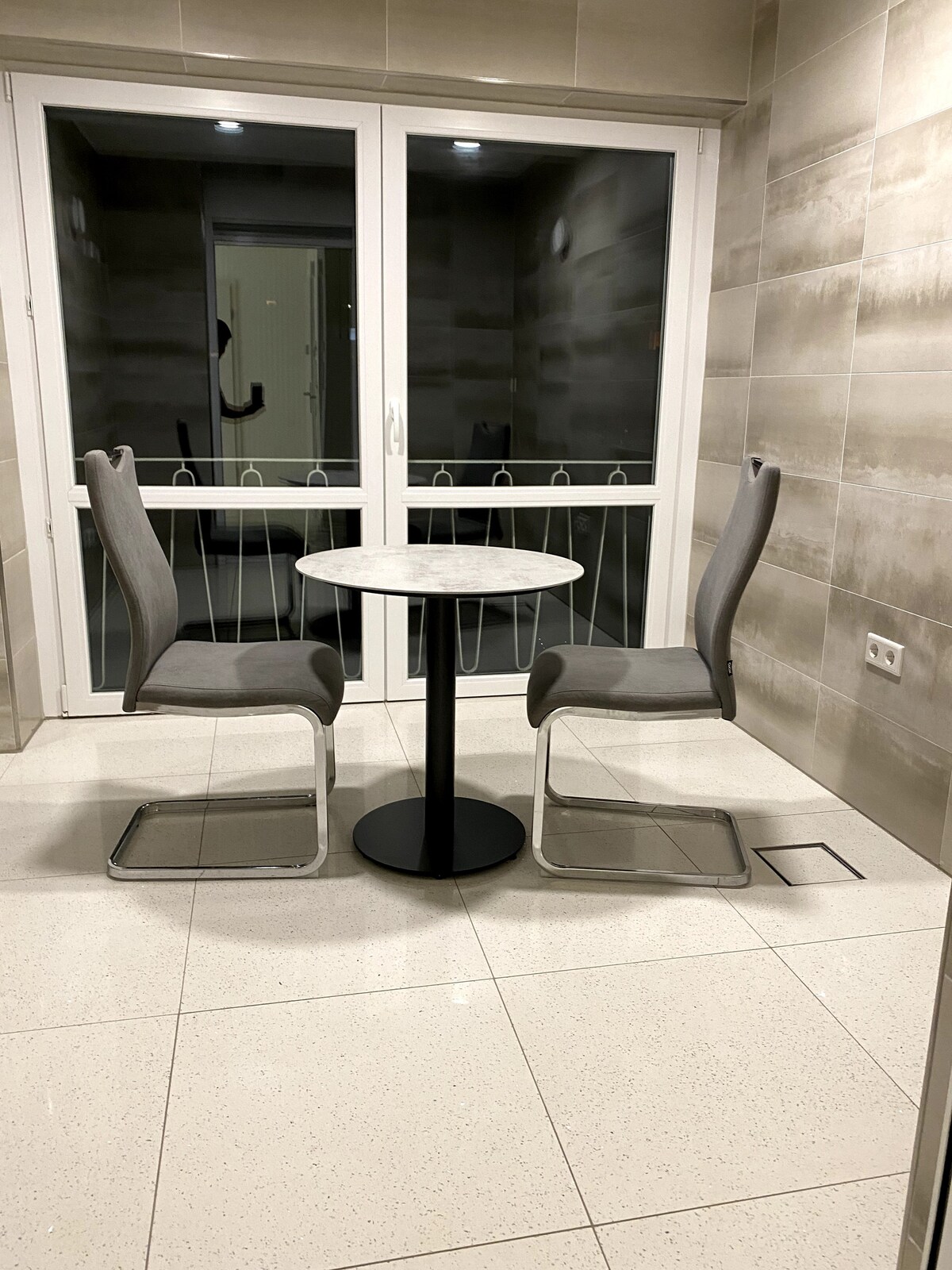 Top performing Airbnb: House-In Apartments - Free Parking - WiFi- Apart 7 in Katernberg