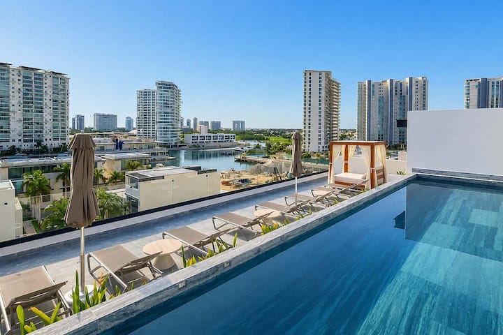 Exclusive In Puerto Cancun With Rooftop And Pool - Cancún