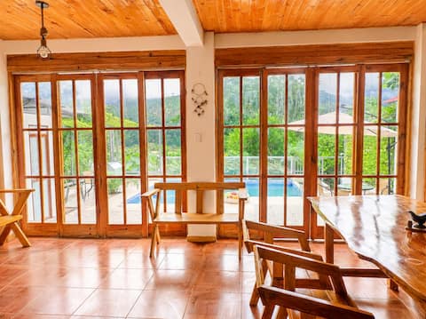 Popular Airbnb listing: Cabin with private pool "Amazon Dreams Lodge". in Junín