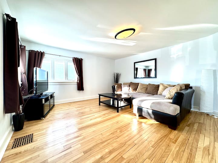 Spacieux Appartement Entier Avec Parking Sur Place - Ottawa