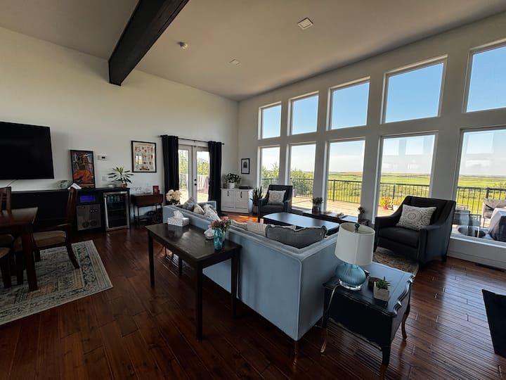Acreage On The Hill - Saskatchewan